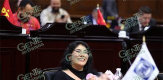 La lactancia materna como derecho humano, propone Vanhe Caratachea