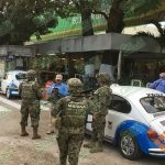 Atacan sitio de taxis de Costera; 2 choferes y una mujer heridos