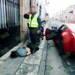 Detenido prepotente joven por amedrentar a una familia