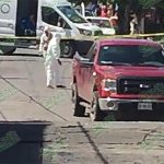 Moto sicarios matan a balazos al conductor de una camioneta