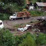 Identifican a los 11 muertos del camionazo