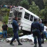 ¡Choque deja 11 muertos y 20 heridos!