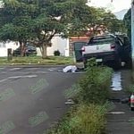 Moto sicarios atacan a balazos a una familia