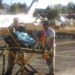 Trasladan a mujer en ambulancia aérea por Código Mater