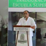 Grupos armados no deben hacerse cargo de la seguridad pública: Héctor Astudillo