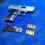 Detienen a 6 hombres en Uruapan y les aseguran 4 armas de fuego