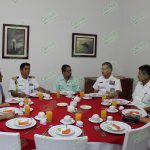 Miembros de Periodistas Organizados de la Costa Michoacana, conviven con mandos Navales