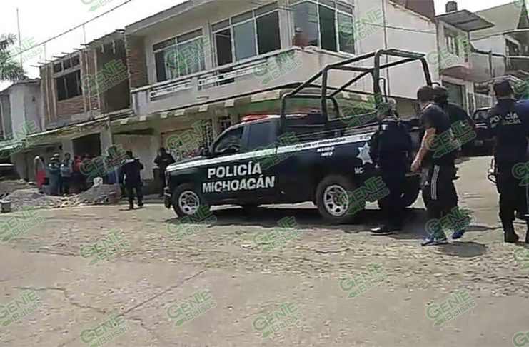 Asesinan a balazos al conductor de una camioneta