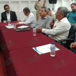 AMENAZAN CON TOMAS DEL PUERTO Y DEL IMSS