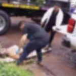 Localizan camioneta baleada con cuatro hombres muertos