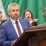 Gobernar sin privilegios, propone Alfredo Ramírez en Ley de Austeridad