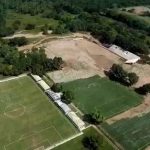 Avanza construcción del estadio de futbol del Club Cocodrilos