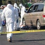 Pasajeros intentan evitar un asalto, uno muere y otro queda herido