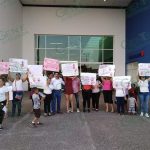 Realizan manifestación pacífica por el Día Internacional de la Mujer