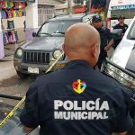 A punta de pistola asaltan a comerciante de LC