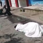 Moto sicarios asesinan a un hombre en Uruapan