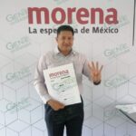 Se registra como aspirante a Diputación Federal, Feliciano Flores