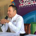 Presenta Carlos Herrera sus ocho ejes de campaña