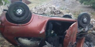 Volcadura deja un muerto y un lesionado