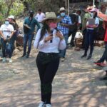 Ataques nos fortalecen, gracias, dice Laura Carmona a detractores