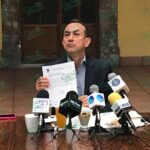Toño Soto renuncia a la bancada, pero se mantiene en el PRD