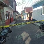 Motociclista lesionado al enfrentarse a balazos con policías