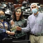 Busca Macarena Chávez, proteger a productores nacionales de esfera navideña