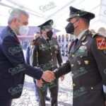 Asiste Bedolla a toma de protesta de comandante de la 21 Zona Militar