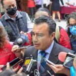 Condicionar pago de maestros a que tomen las vías del tren, violenta derechos laborales