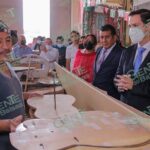Reúne Sedeco a empresarios de Paracho con representante del Comité Cultural Mexicano en Chicago