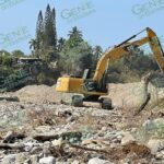 Azolve de río por minera pone en riesgo de inundación a La Placita