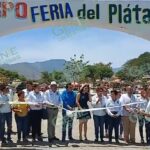 Inaugura Gil Ruiz y el Cucuy la Feria del Plátano de Coahuayana