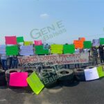 Toman Puente Coahuayana familiares de desaparecidos en Colima