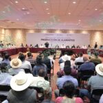 Arranca Bedolla campaña estatal de Producción de Alimentos