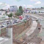 Supervisa Bedolla avances en obra del distribuidor vial de Mil Cumbres
