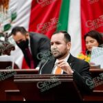 Exige Reyes Galindo que se exhiban a los responsables del desorden administrativo en el Congreso