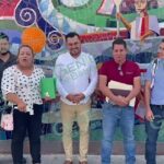 Dota SEE de 11 maestros a escuela primaria del pueblo de Aquila