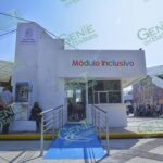 Brinda SEE atención diaria en módulo de inclusión