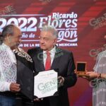 Artesano michoacano recibe Premio Nacional de Artes y Literatura 2020 y 2021