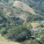 Regresan balaceras al pueblo de Aquila, tirotean vivienda