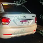 Dejan cadáveres de dos hombres maniatados dentro de un vehículo