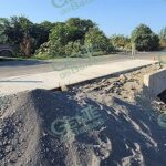 Reconstruye Gil Ruiz puente dañado por terremoto en acceso a El Ranchito