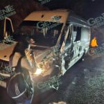 Tráiler impacta a camioneta de “Los Arcos”