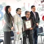 La verdad, principio irreductible del periodismo: Carlos Márquez