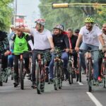 Participan en Uruapan 300 personas en rodada contra las adicciones
