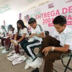 Más de 100 mil estudiantes de secundaria ya tienen sus tenis del programa Jalo a Estudiar
