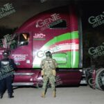 SSP y Semar aseguran tractocamión y contenedor robado en LC