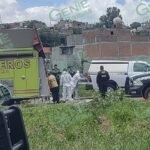 Hallan cadáver de un hombre flotando en canal de aguas negras