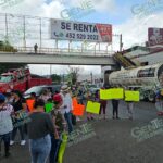 En Uruapan, protestan familiares de derechohabientes del IMSS