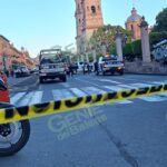 Desarma a policía y luego se mata al dispararse en la cabeza